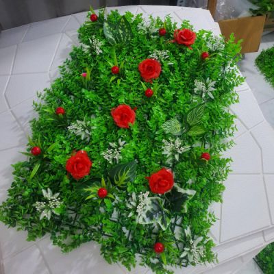 Cỏ Tai Chuột Treo Tường Đính Hoa Mã 03